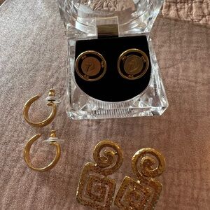 Vintage Gold Tone 3 pairs pierced Earrings - Classic Hoop Monet Jones New York